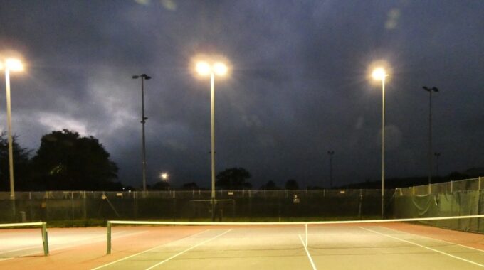 Earlsmann Lighting Illuminates Mid Devon District Council’s Tennis Courts